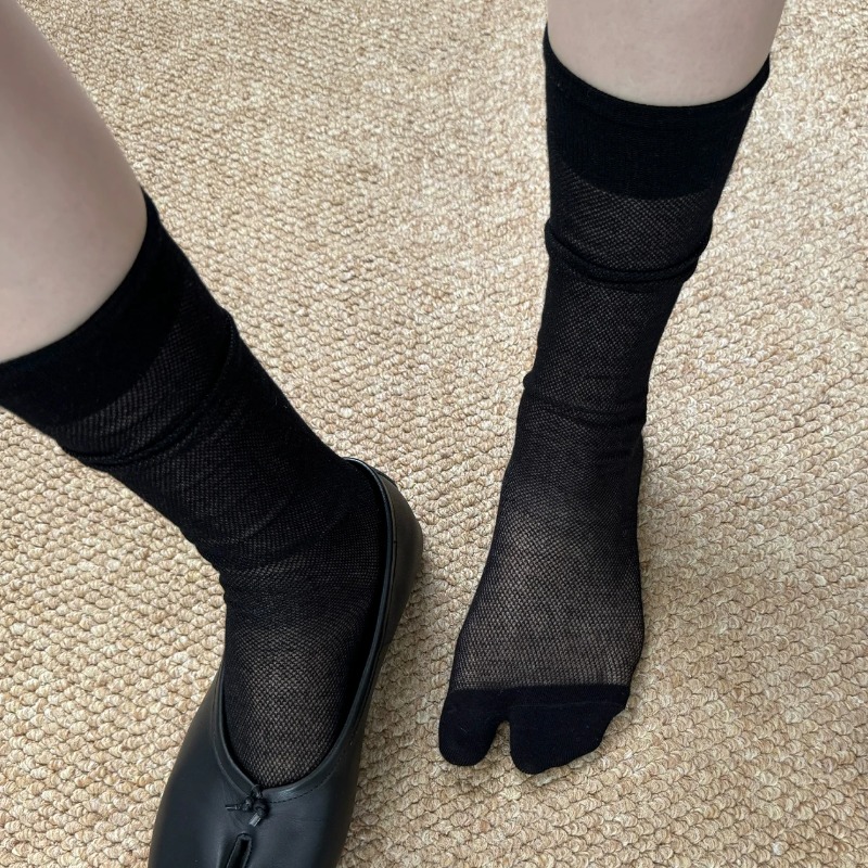 White Split Toe Socks for Wome - огляд і ціна Toe Sock Split