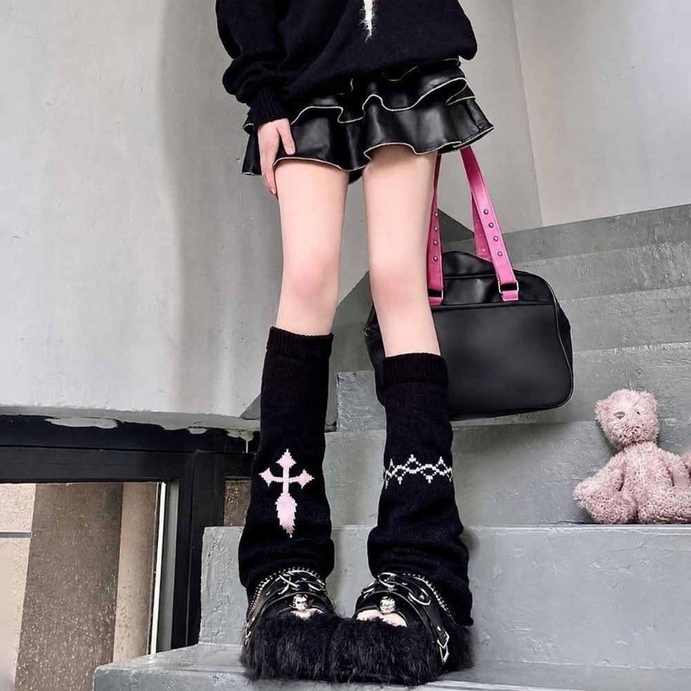 Alt Style Asymmetric Knit Leg  - огляд і ціна Boot Sock Slouchy