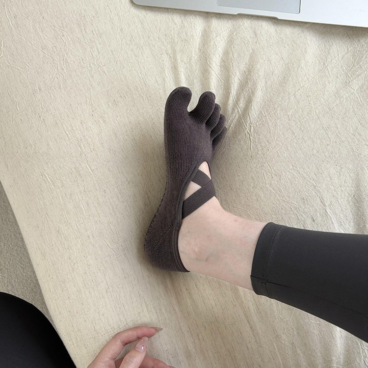 Women's Criss-Cross Strappy Fi - огляд і ціна No Show Sock Women